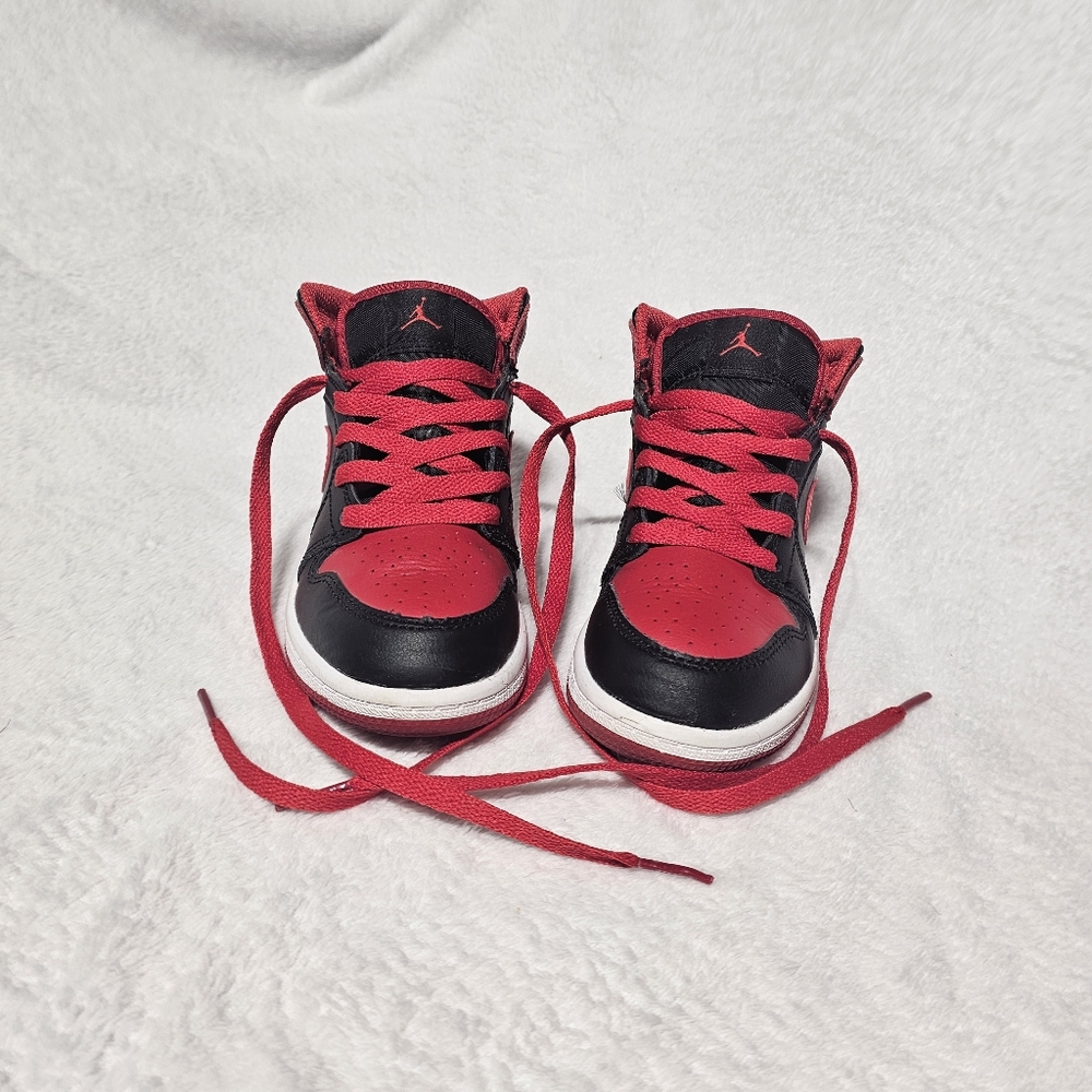 Nike Air Jordan 1 Mid Bred Black Red Toddler Size 12C No Wear, FREE SHIPPING